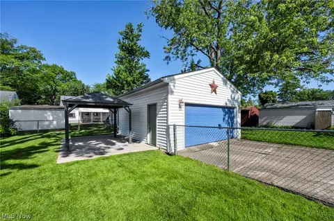 208 Longfellow St, Elyria, OH 44035 photo 35