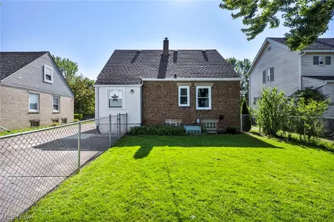 208 Longfellow St, Elyria, OH 44035 photo 33