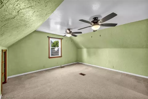 Bedroom - 208 Longfellow St, Elyria, OH 44035 photo 5 of 7