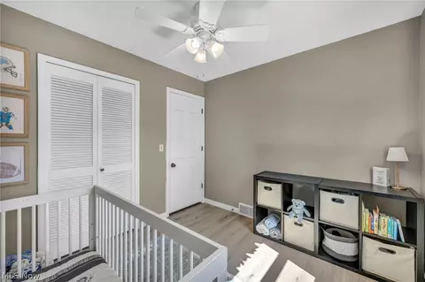 127 Edgefield Dr, Elyria, OH 44035 photo 33