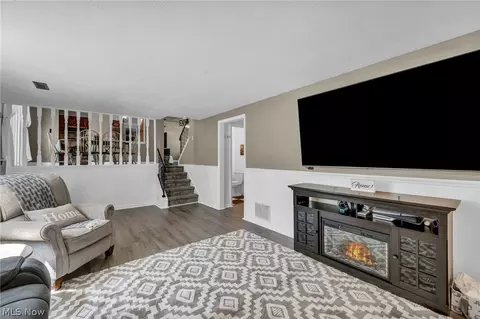 Other - 127 Edgefield Dr, Elyria, OH 44035 photo 7 of 13