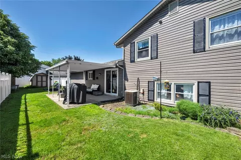 127 Edgefield Dr, Elyria, OH 44035 photo 46