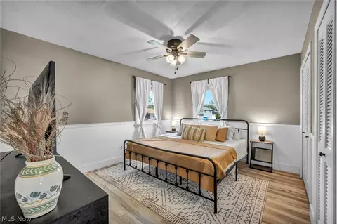 Bedroom - 127 Edgefield Dr, Elyria, OH 44035 photo 2 of 13