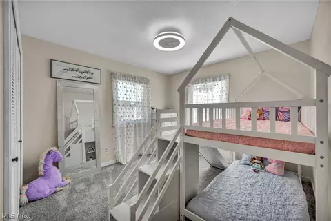Bedroom - 127 Edgefield Dr, Elyria, OH 44035 photo 11 of 13