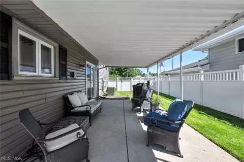 127 Edgefield Dr, Elyria, OH 44035 photo 43