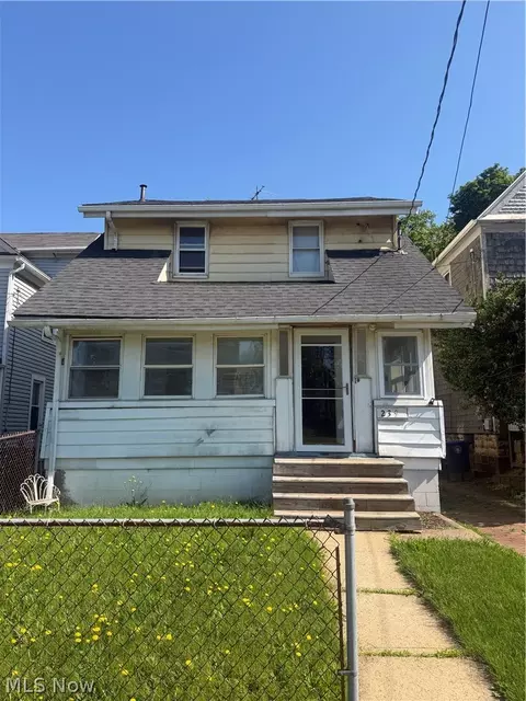 239 Ira Ave, Akron, OH 44301