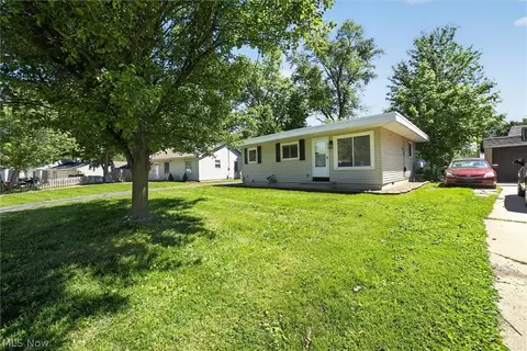 1239 E 332nd St, Eastlake, OH 44095