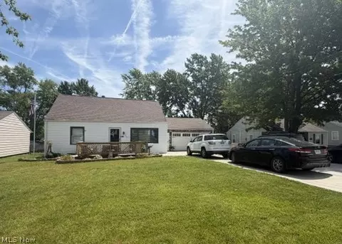 139 Dehoff Dr, Austintown, OH 44515