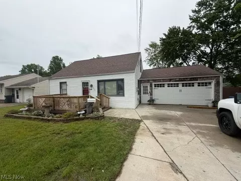 139 Dehoff Dr, Austintown, OH 44515