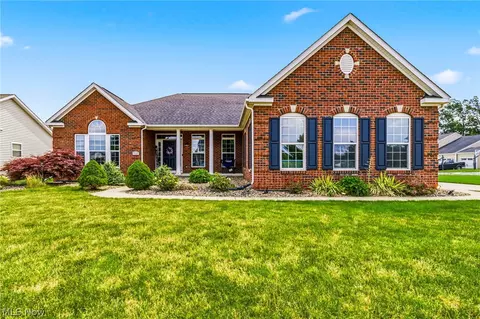 7347 Warblers Ln, North Ridgeville, OH 44039