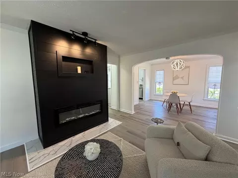 Living - 230 E 211th St, Euclid, OH 44123 photo 1 of 5
