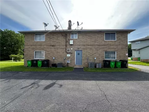 1422 E 264th St, Euclid, OH 44132 photo 33