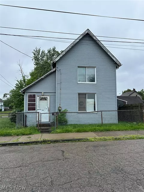 1616 Bank Pl SW, Canton, OH 44706