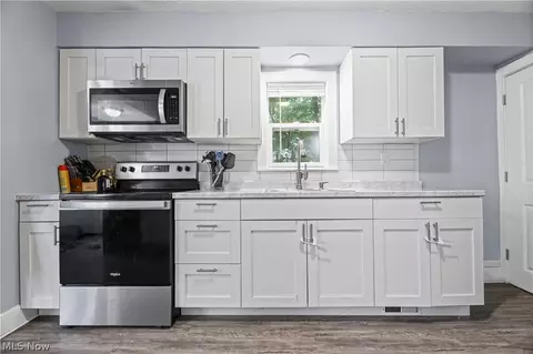 Kitchen - 761 Carlysle St, Akron, OH 44310 photo 1 of 1