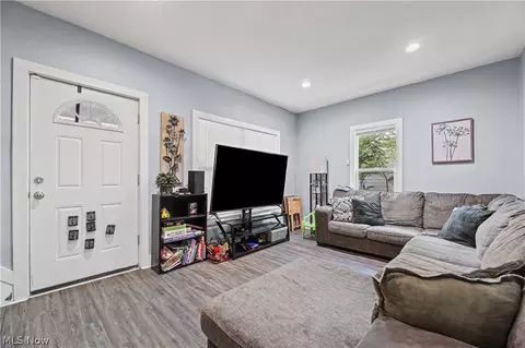 Other - 761 Carlysle St, Akron, OH 44310 photo 1 of 12
