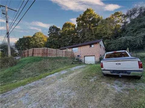 15681 State Route 267, East Liverpool, OH 43920
