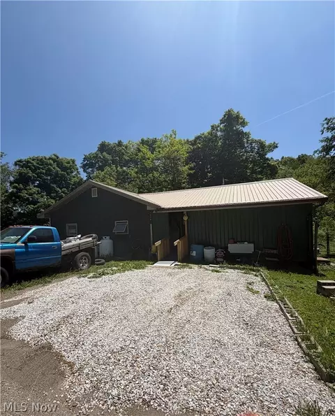 15692 Sligo Rd, Kimbolton, OH 43749