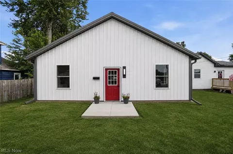 72 E Main St, Zanesville, OH 43701