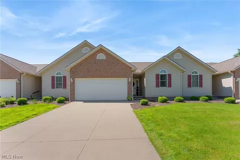 1172 Wild Brook Dr, Akron, OH 44313