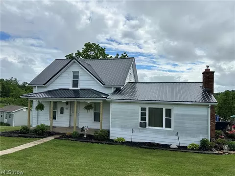 621 E Cross St, Summerfield, OH 43788