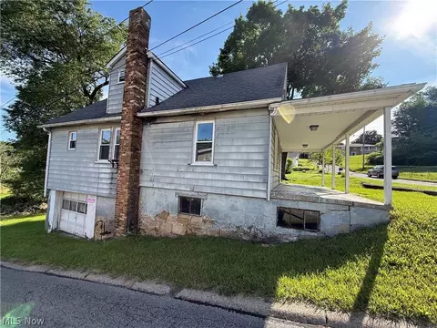 Exterior - 155 Webster Ave, Weirton, WV 26062 photo 3 of 4