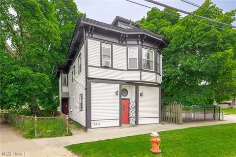 2055 W 65th St, Cleveland, OH 44102