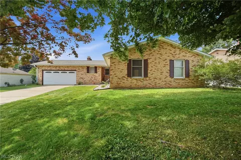 4647 Beverly Ave NE, Canton, OH 44714