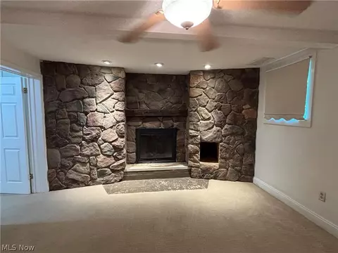Living - 514 Michael Ln, Zoar, OH 44697 photo 7 of 7