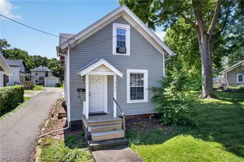 1303 Tremont Ave SW, Massillon, OH 44647