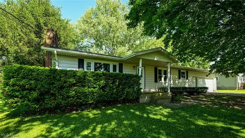 147 Pine St, Creston, OH 44217