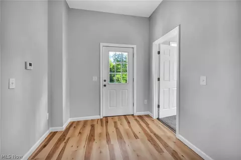 Entry Way - 1319 Walnut Rd SE, Massillon, OH 44646 photo 1 of 12