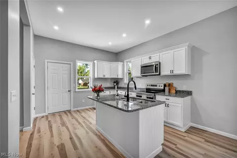 Other - 1319 Walnut Rd SE, Massillon, OH 44646 photo 3 of 6