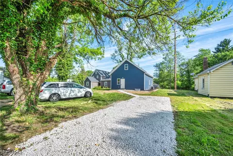 Exterior - 1319 Walnut Rd SE, Massillon, OH 44646 photo 6 of 9