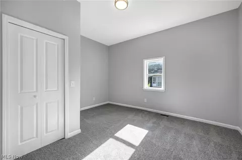 Bedroom - 1319 Walnut Rd SE, Massillon, OH 44646 photo 3 of 6