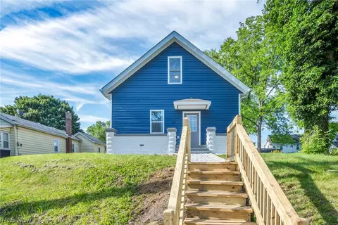 Exterior - 1319 Walnut Rd SE, Massillon, OH 44646 photo 5 of 9