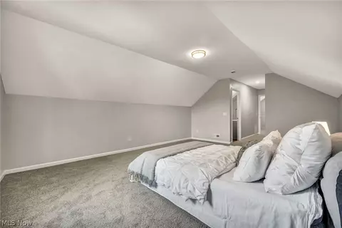 Bedroom - 1319 Walnut Rd SE, Massillon, OH 44646 photo 6 of 6