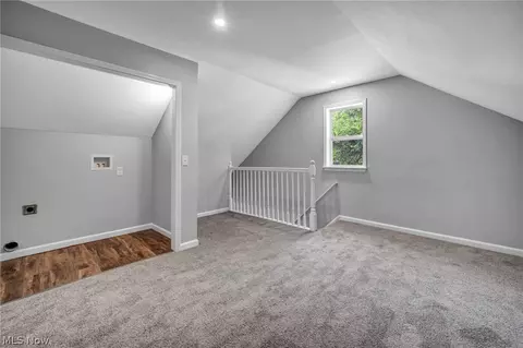 Entry Way - 1319 Walnut Rd SE, Massillon, OH 44646 photo 12 of 12