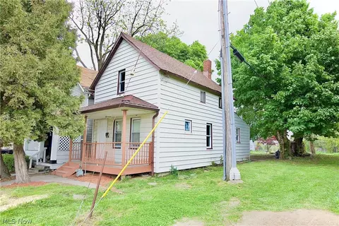 3097 W 106th St, Cleveland, OH 44111