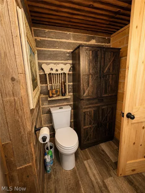 Bath - 39942 Poland Rd, Flushing, OH 43977 photo 4 of 6