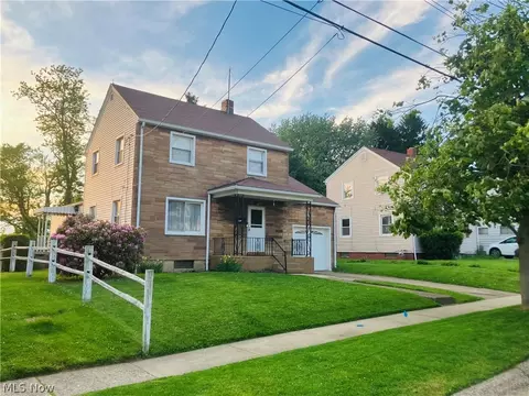 1251 Glencairn Rd, Weirton, WV 26062