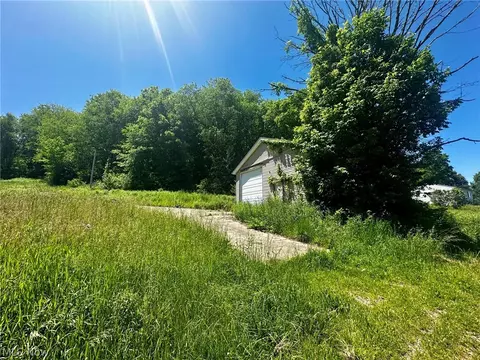 1028 Arbor Rd NE, Minerva, OH 44657
