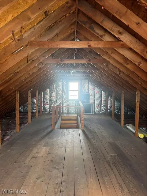 Entry Way - 187 Helena Dr, Struthers, OH 44471 photo 1 of 1