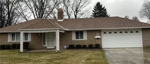 437 Audrey Dr, Richmond Heights, OH 44143