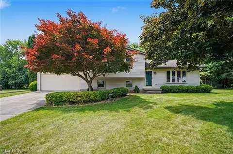 3789 Lake Vista Rd, Coventry, OH 44319