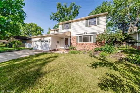 563 Louis Dr, Berea, OH 44017
