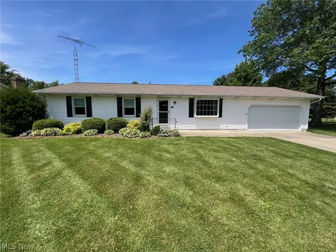 1018 Foxmoor Ln, Ashland, OH 44805