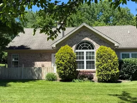 1402 Willow Brook Dr NE, Warren, OH 44483