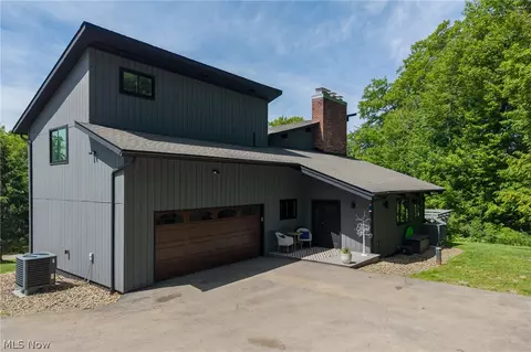 10640 Butternut Rd, Chesterland, OH 44026