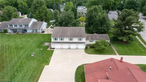 4915 Friar Rd #B, Stow, OH 44224