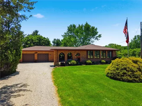 4150 Laubert Rd, Atwater, OH 44201